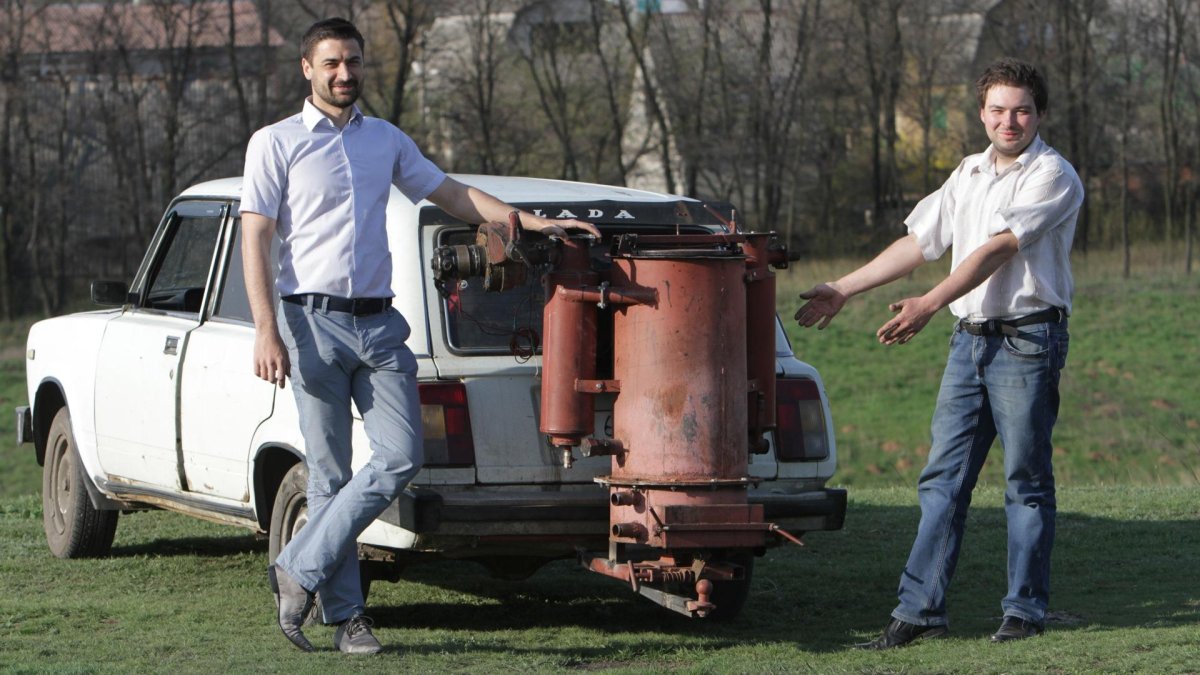 Автомобиль на дровах