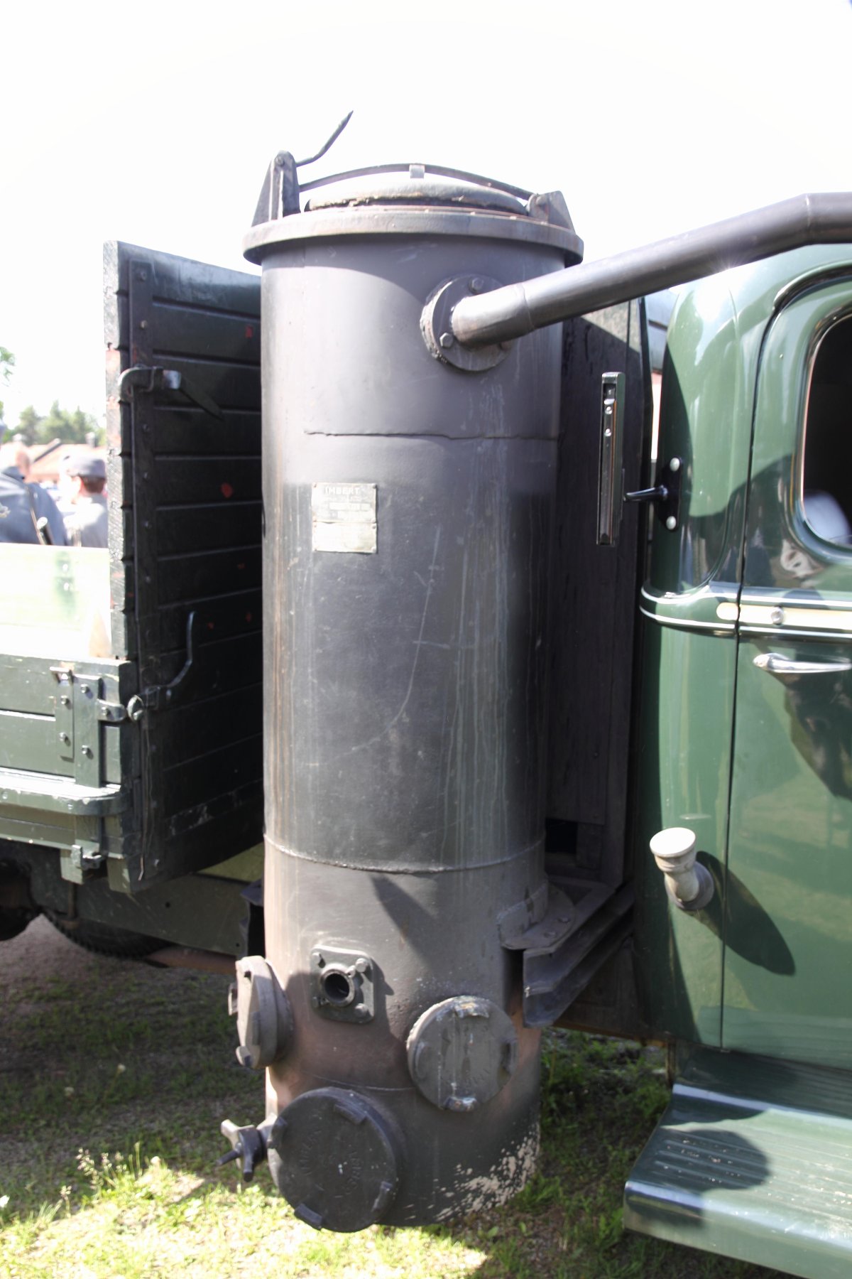 Газогенератор на дровах автобус