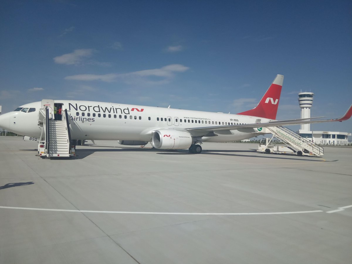 Nordwind 737