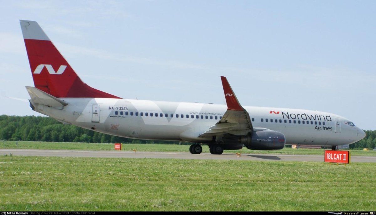 Боинг 737-800 Северный ветер