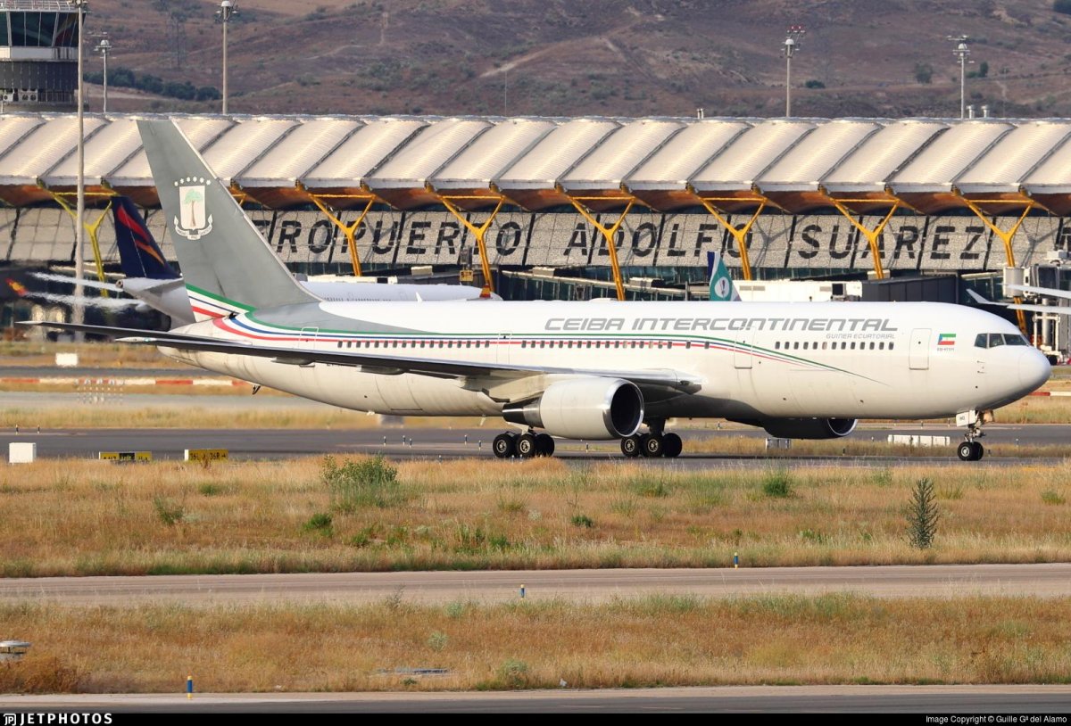 Боинг 767 Урал Эйрлайнс