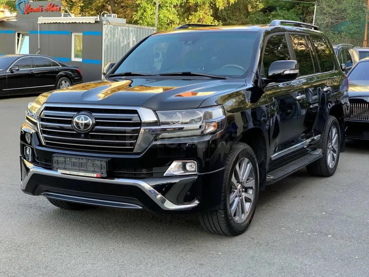 Toyota Land Cruiser 200 2017