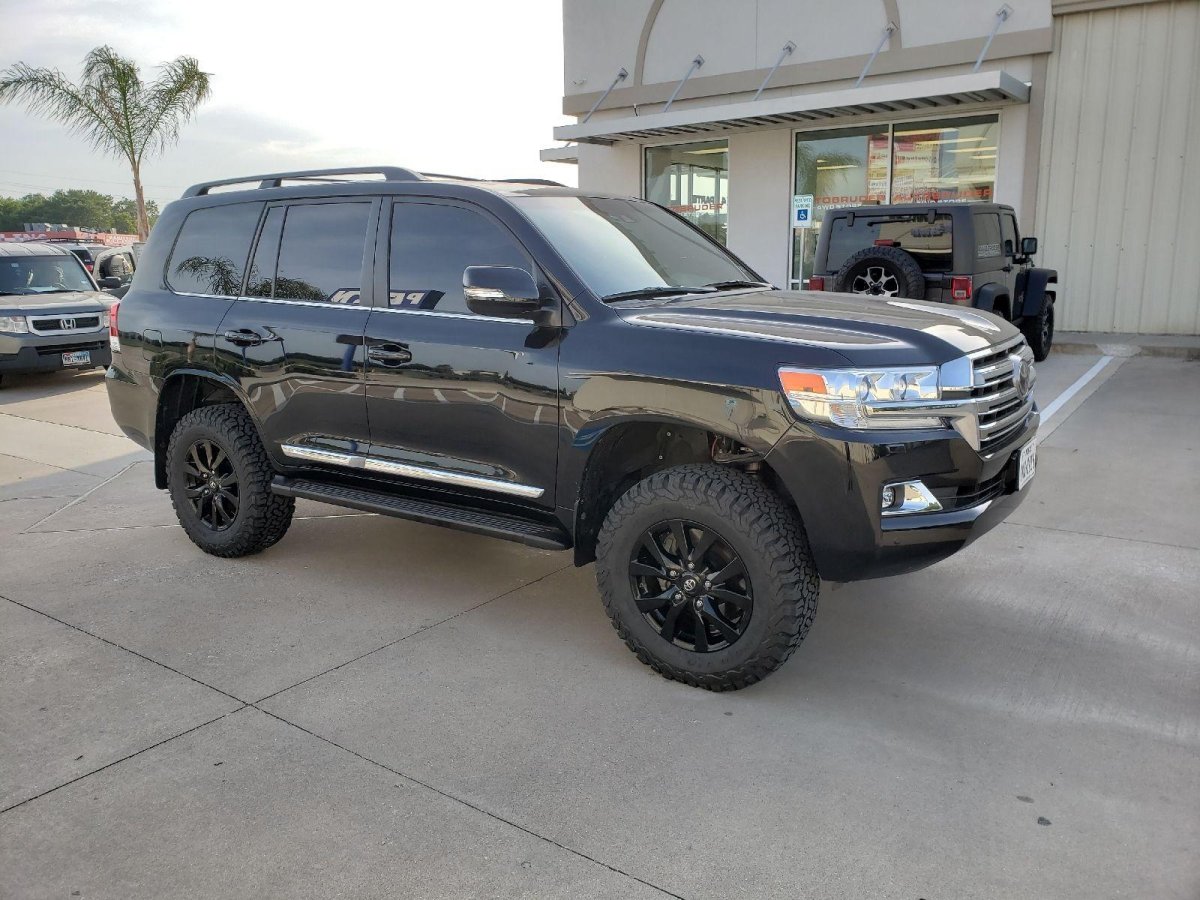 Toyota Land Cruiser 200 ARB