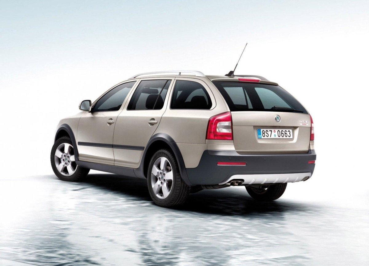 Шкода Октавия Скаут 2