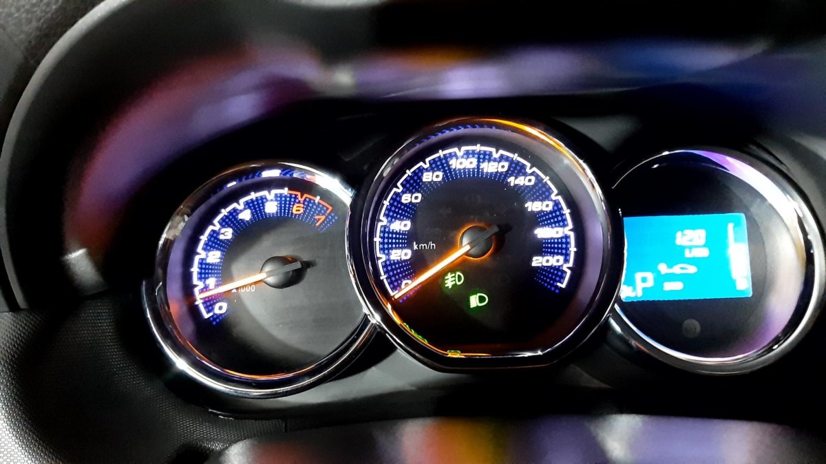 Приборная панель Renault Duster