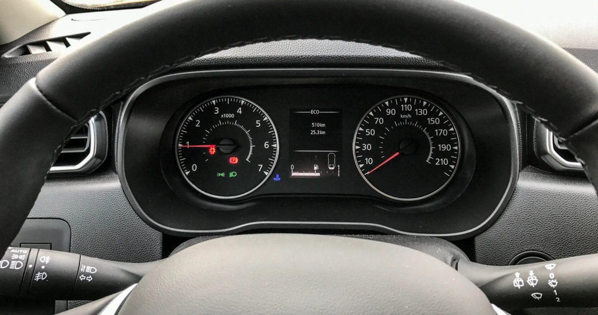 Приборная панель Дастер 2