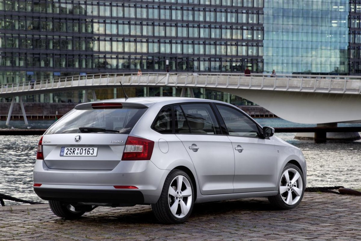 Skoda Rapid Spaceback 2014