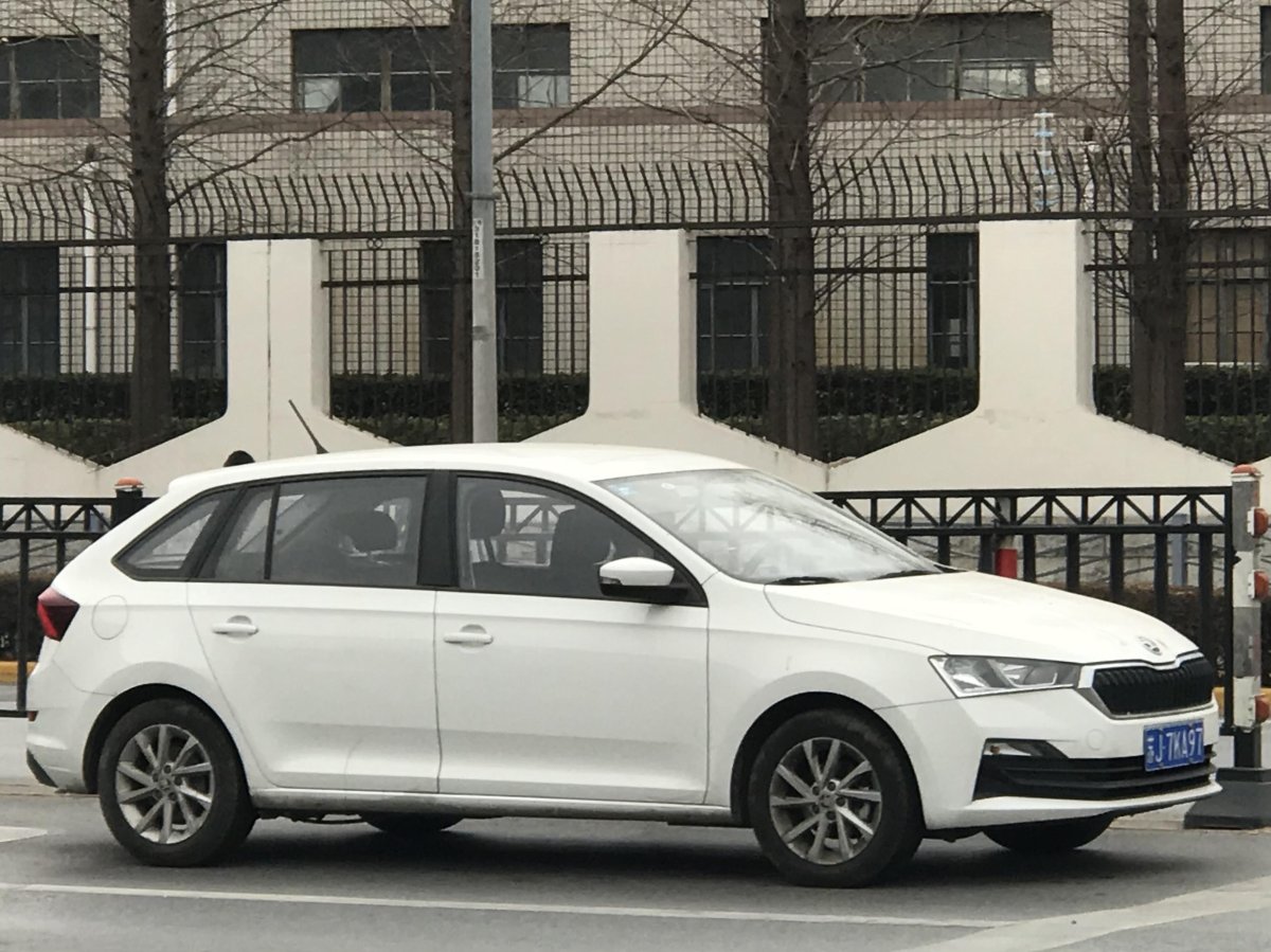 Rapid Spaceback 2021