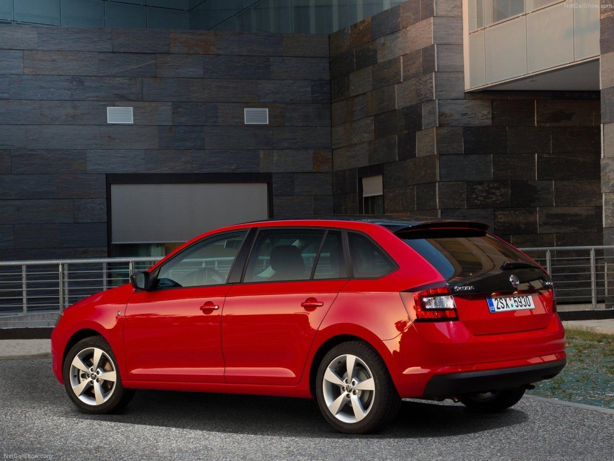 Шкода Рапид Спейсбек