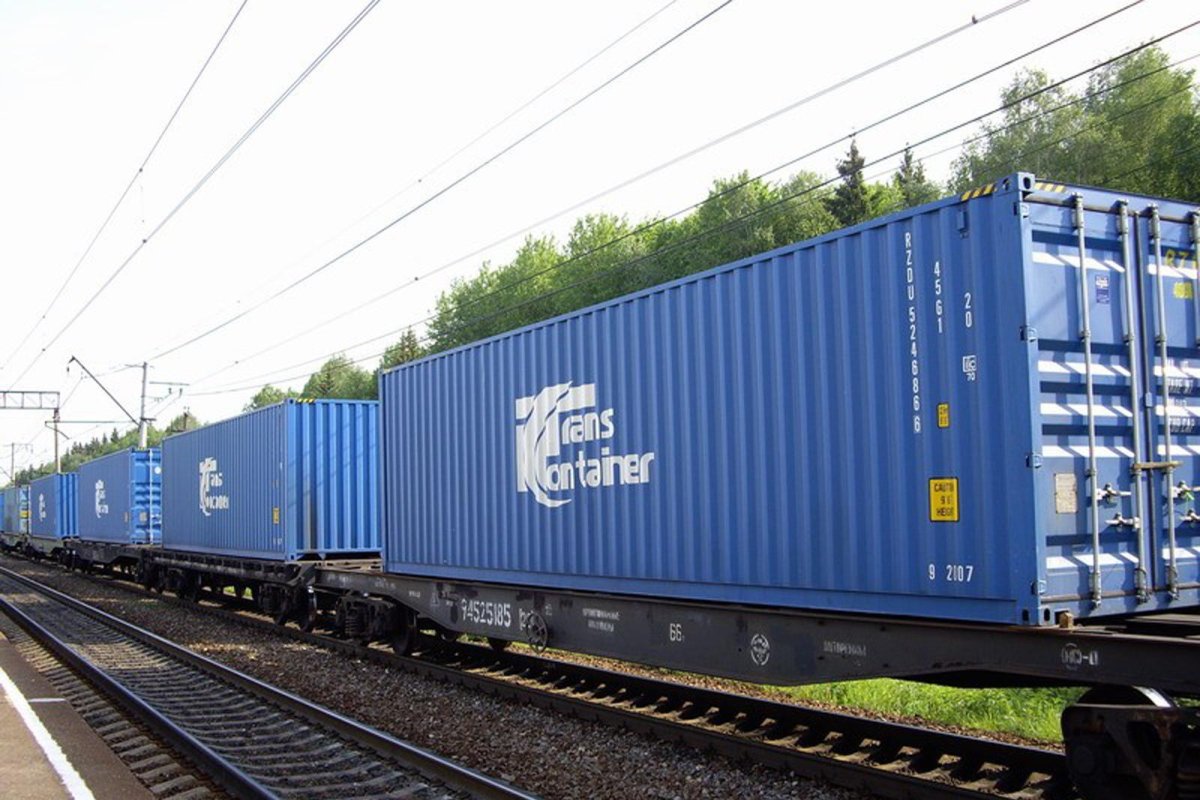 Контейнерный поезд