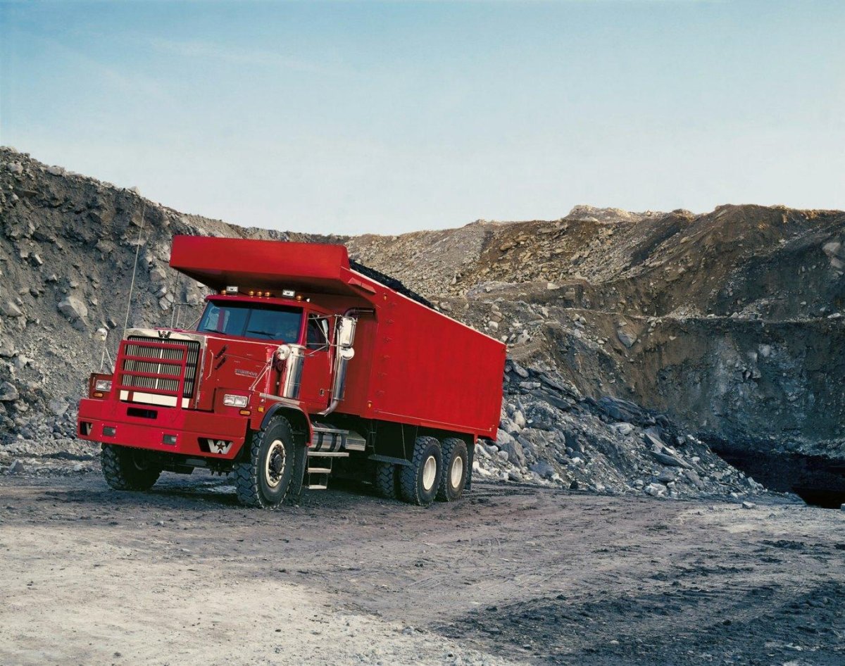 Western Star 6900xd 8x8