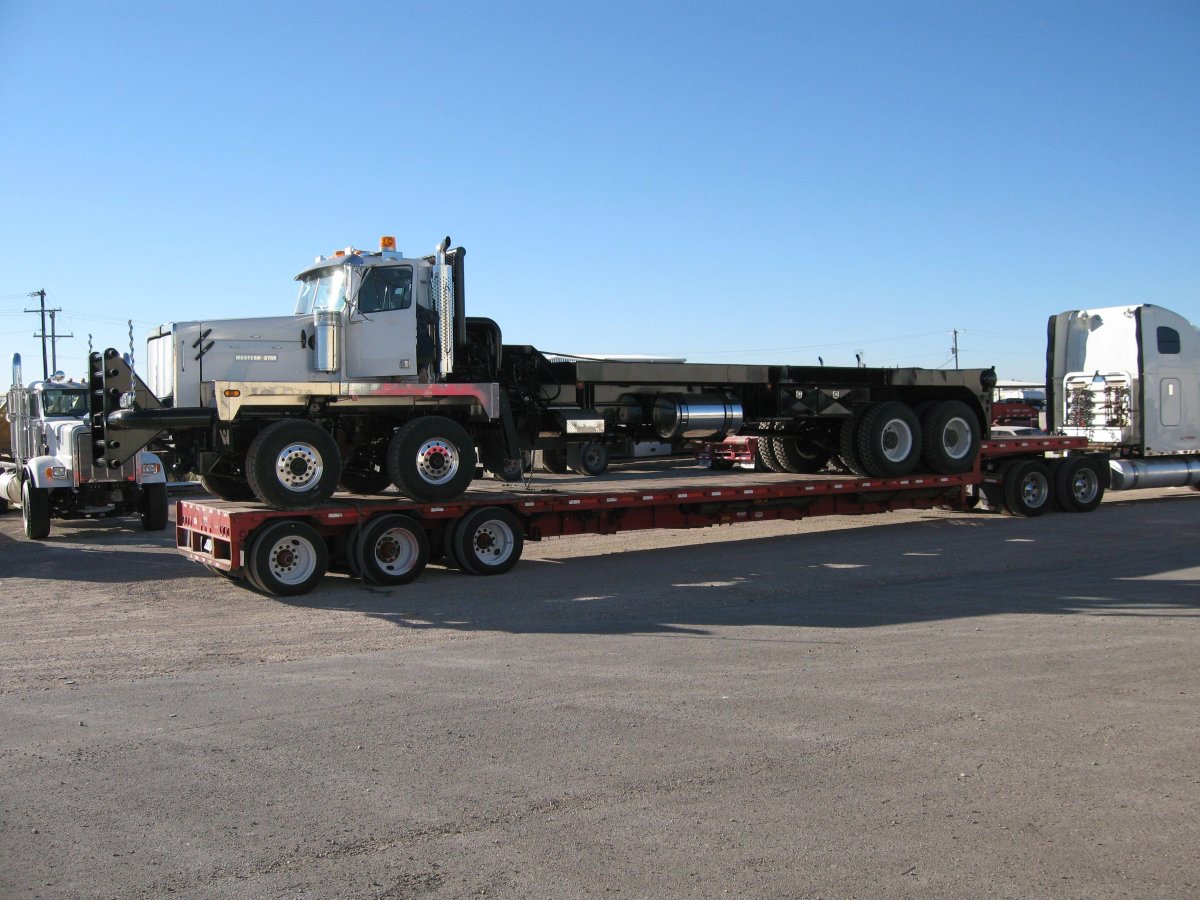 Western Star 6900 Twin Steer в реальности
