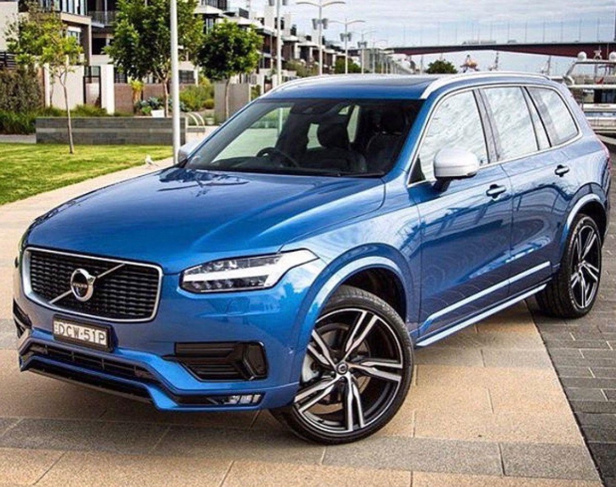 Вольво xc90 2017