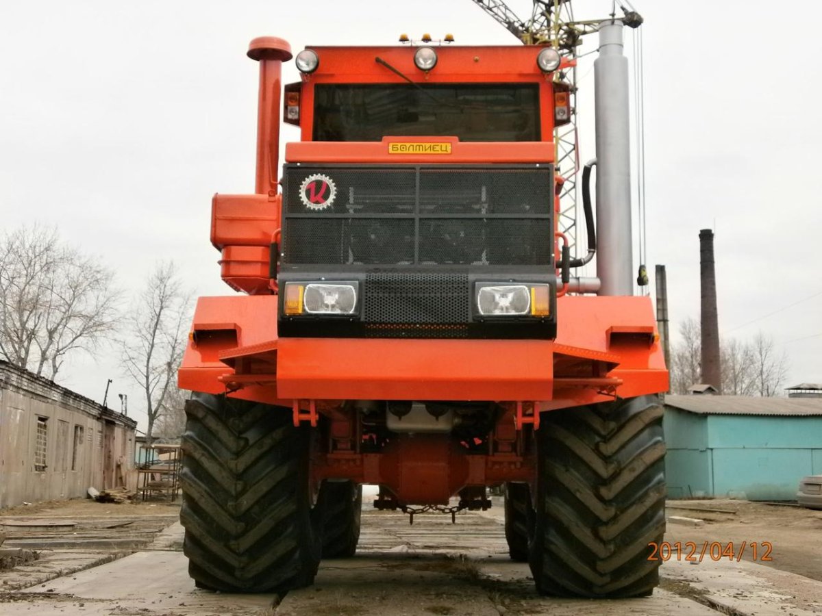 Кировец к-707