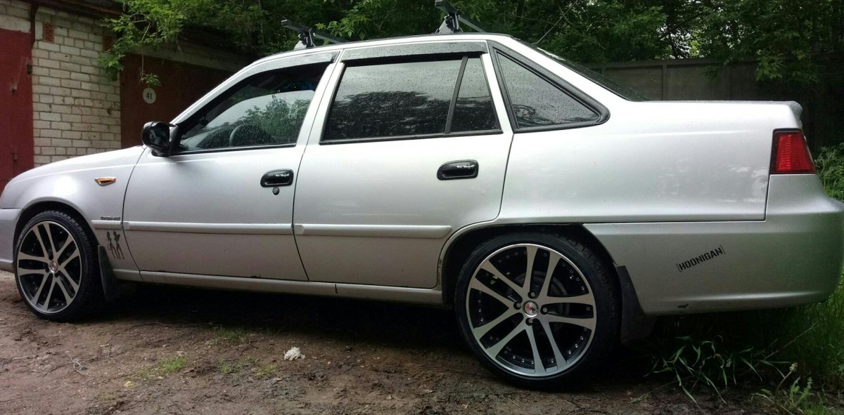 Дэу Нексия на рельсах 17