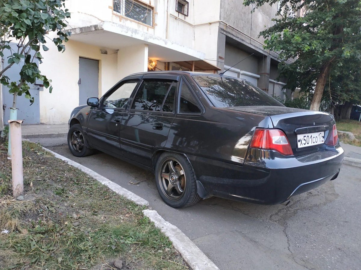 Daewoo Nexia r15