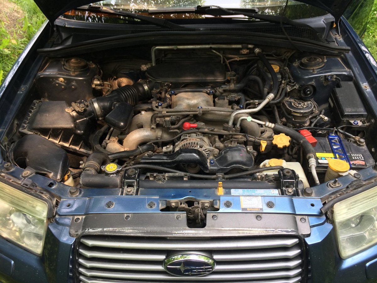 Субару Форестер sg5 под капотом