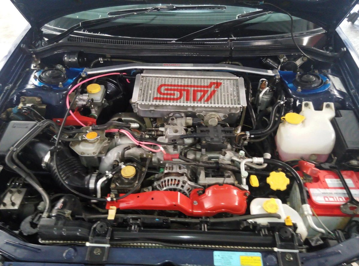 Субару Форестер сф5 под капотом