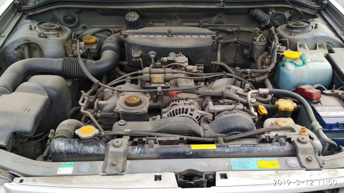 Подкапотное пространство Субару Форестер сф5