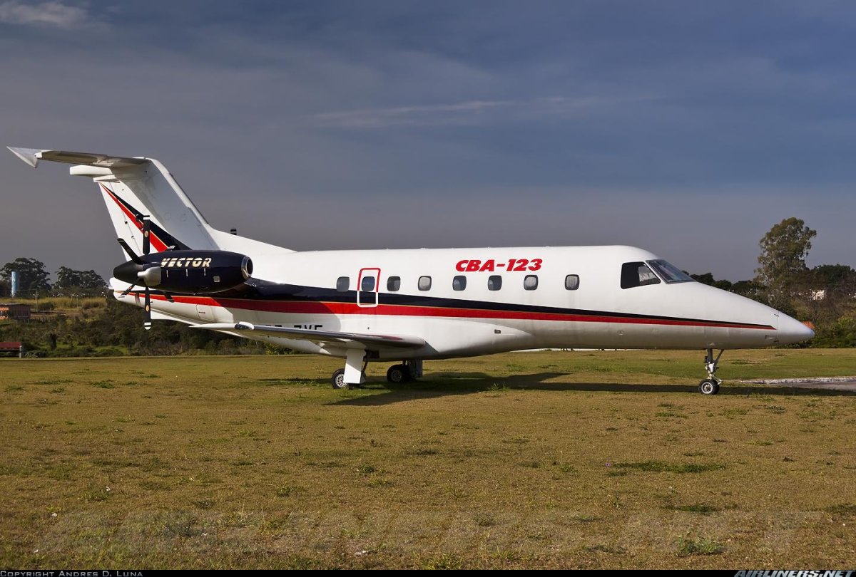 Эмбраер турбовинтовой самолет