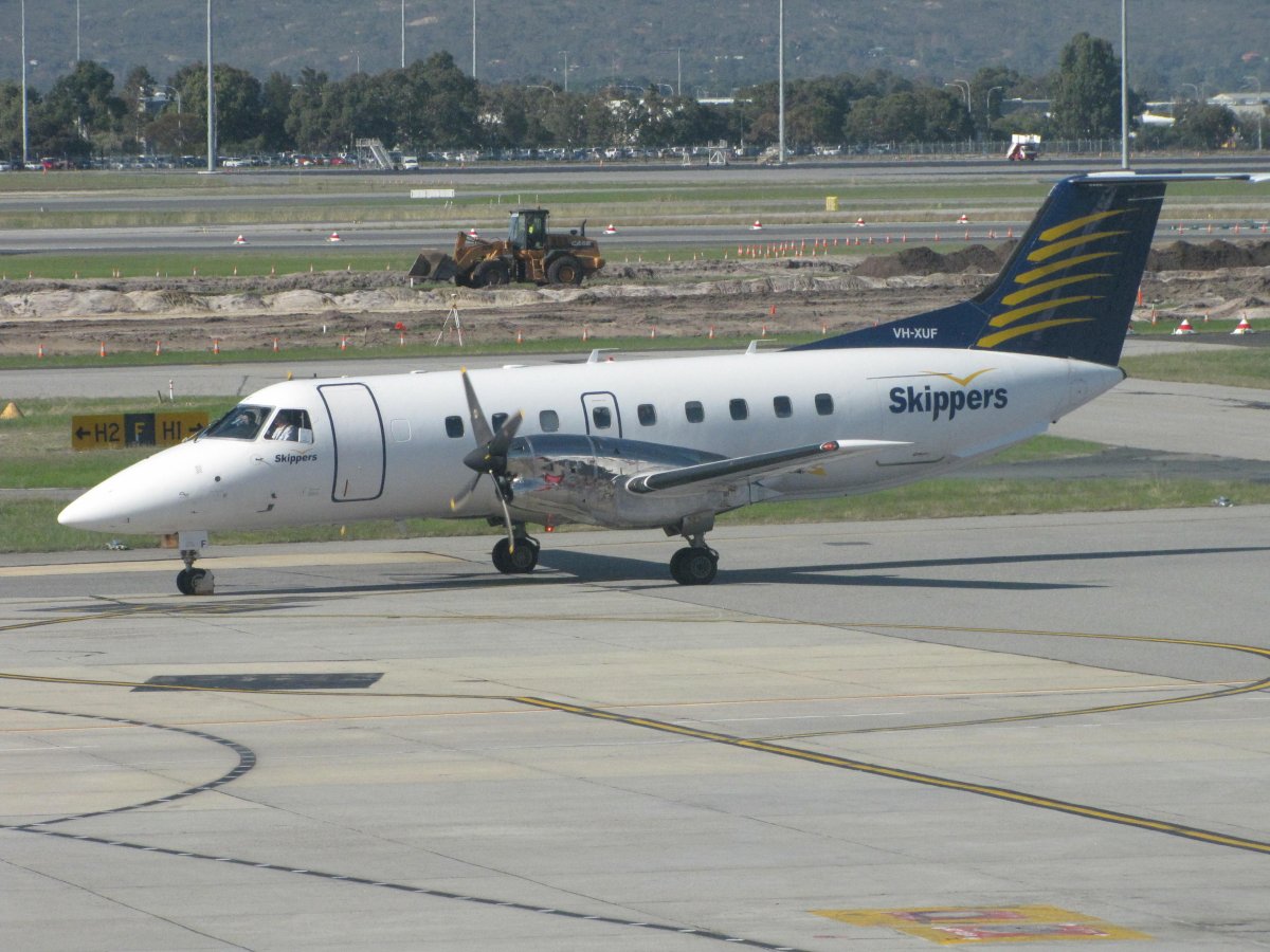 Самолет Эмбраер 120