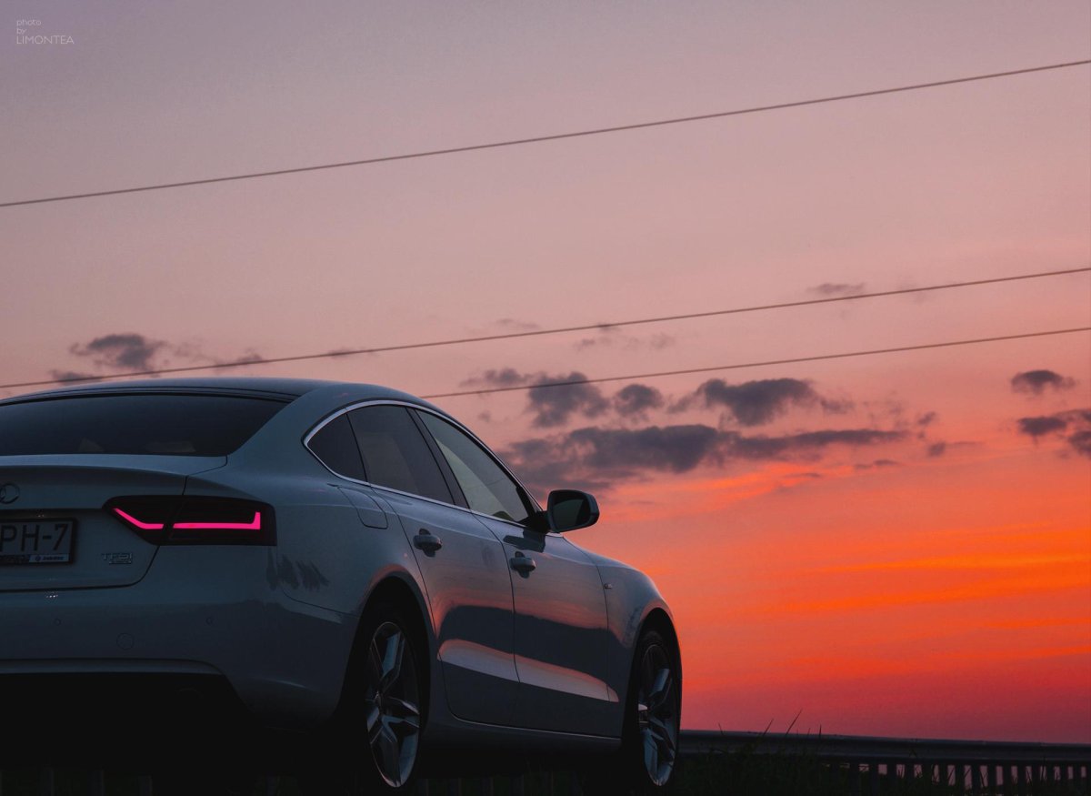 Машина Ауди а7