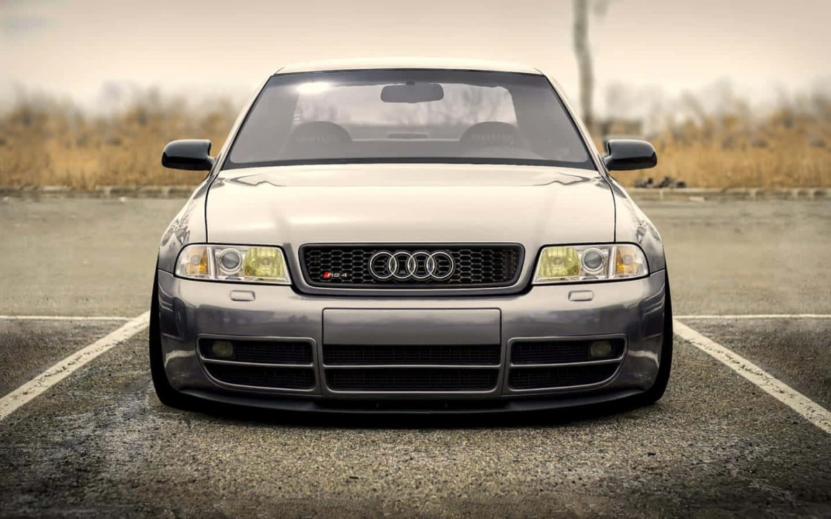 Audi rs4 b5