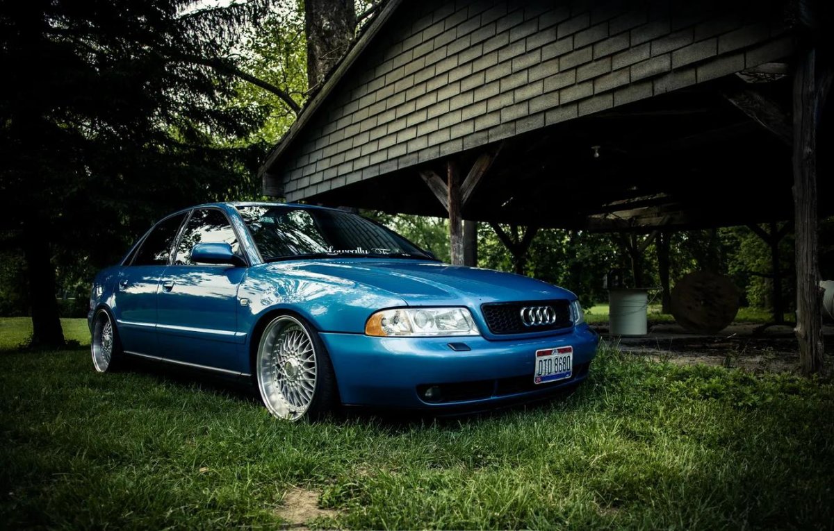 Audi a6 c4 stance