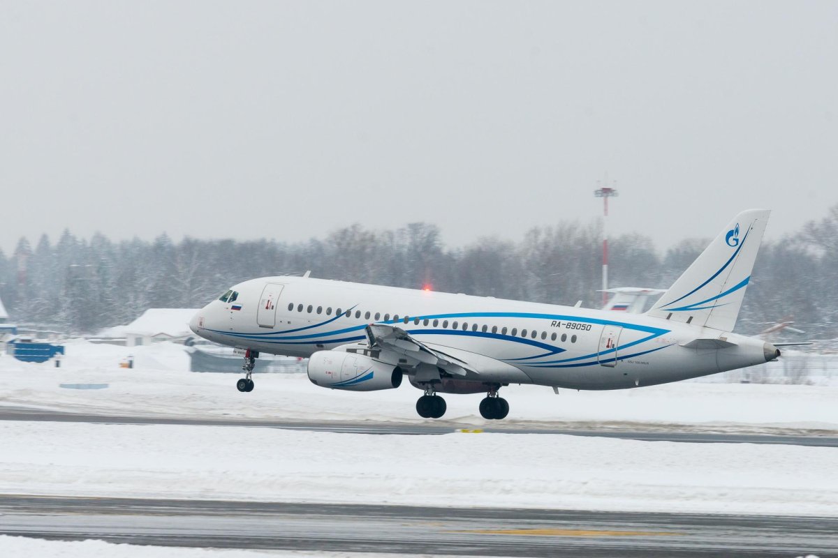Ту-214 пассажирский самолёт