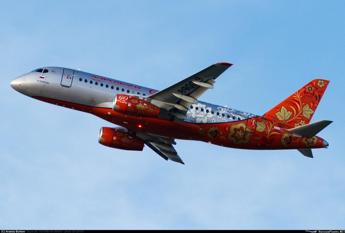 Суперджет Аэрофлот Хохлома