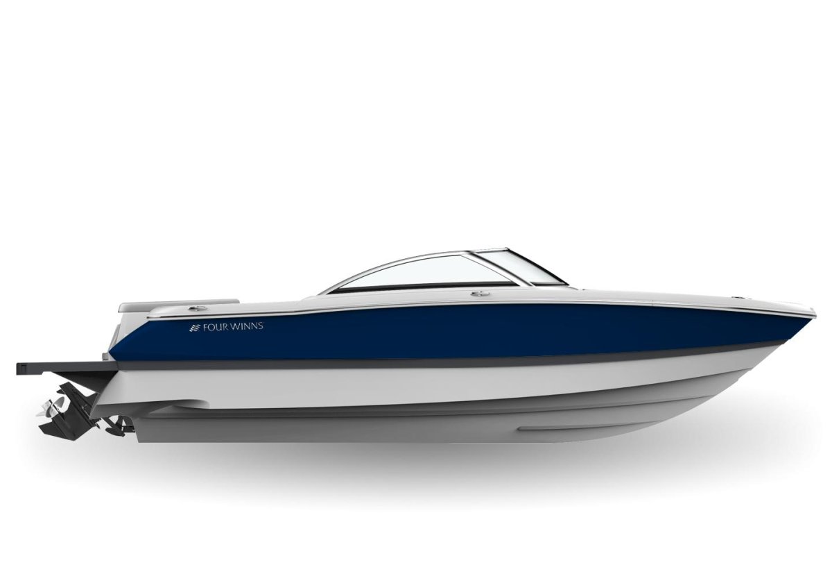 Катер сбоку