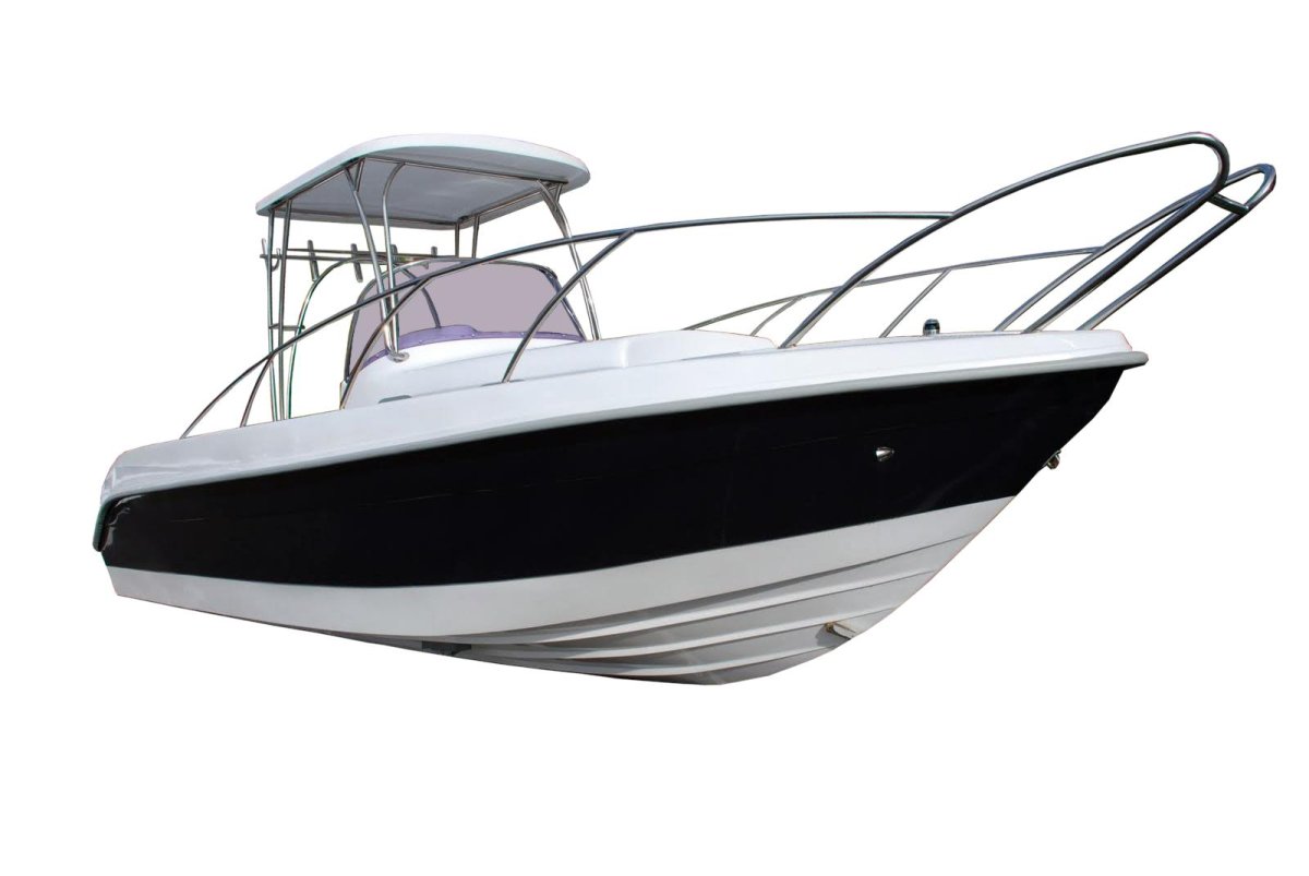 Лодка на белом фоне