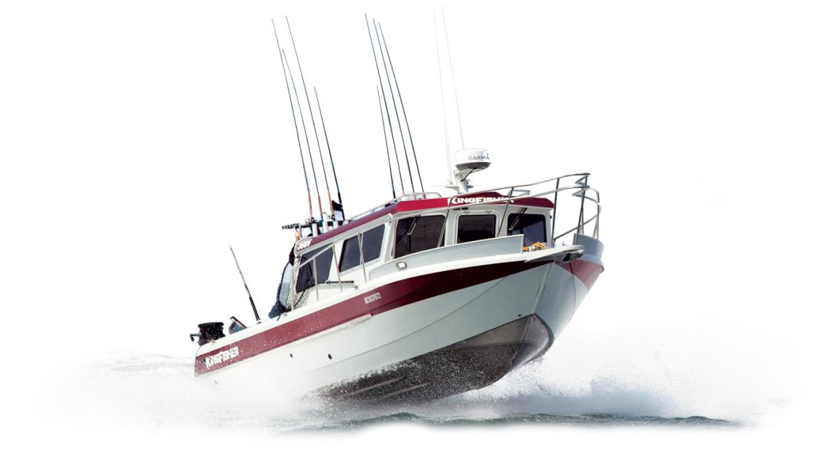 Катер на прозрачном фоне