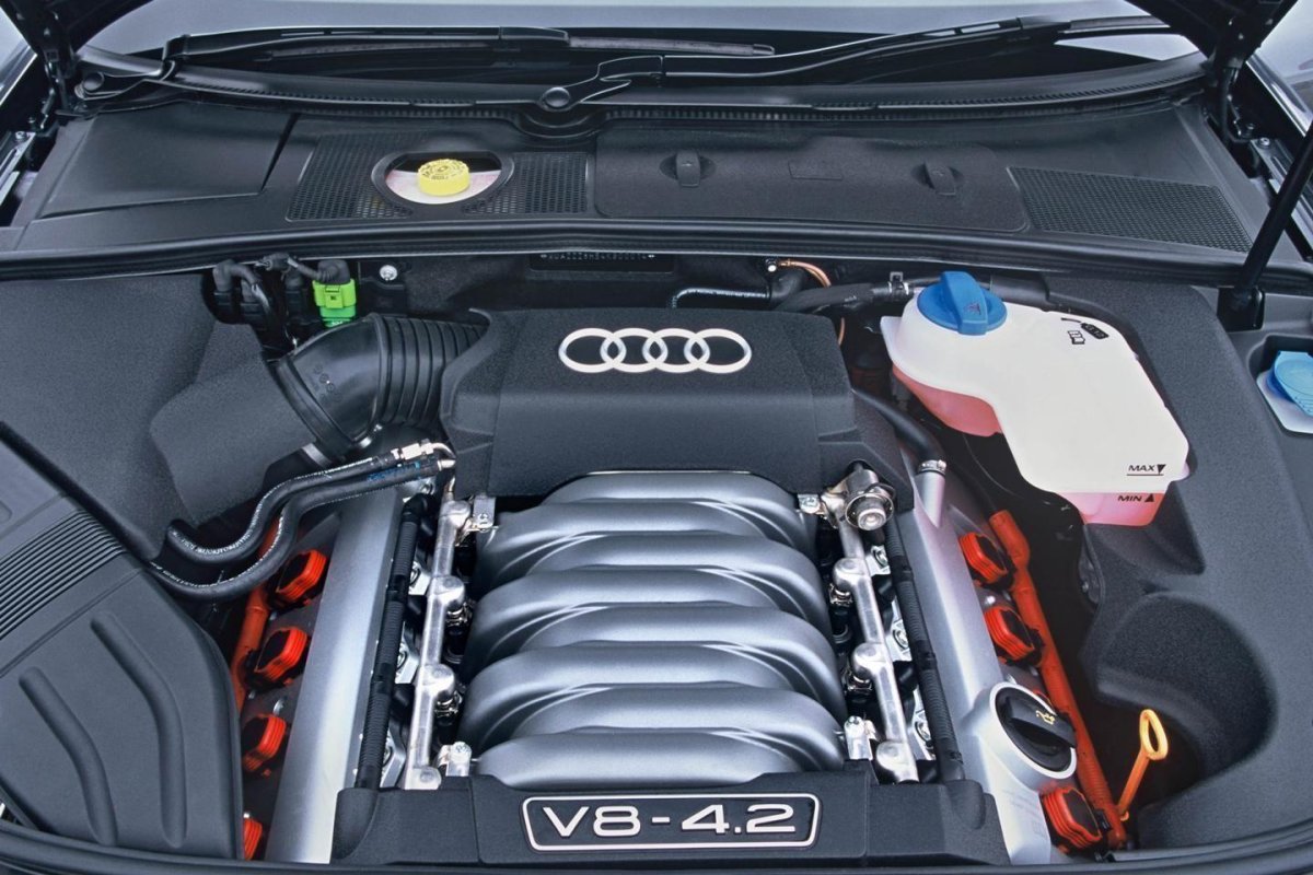 Audi s4 4.2 v8
