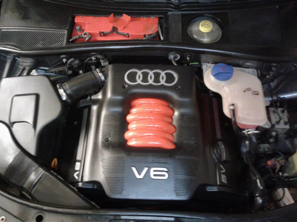 Ауди а6 с6 2.4 бензин