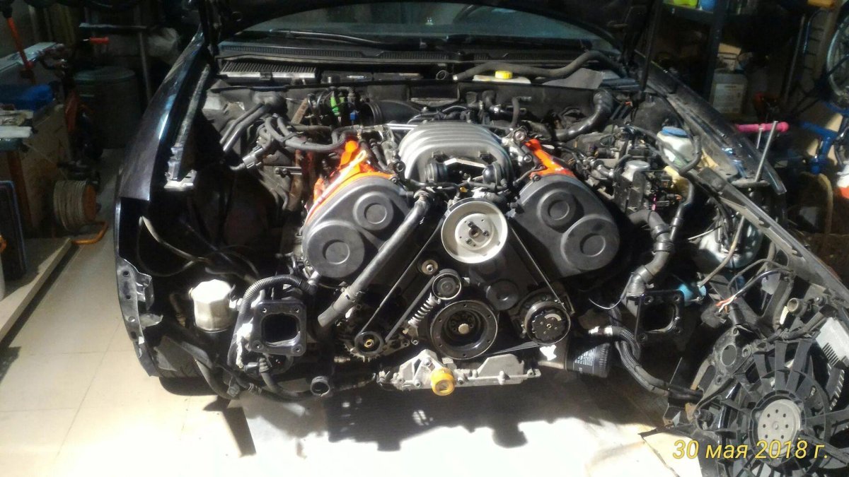 Помпа Ауди а6 с5 2.4