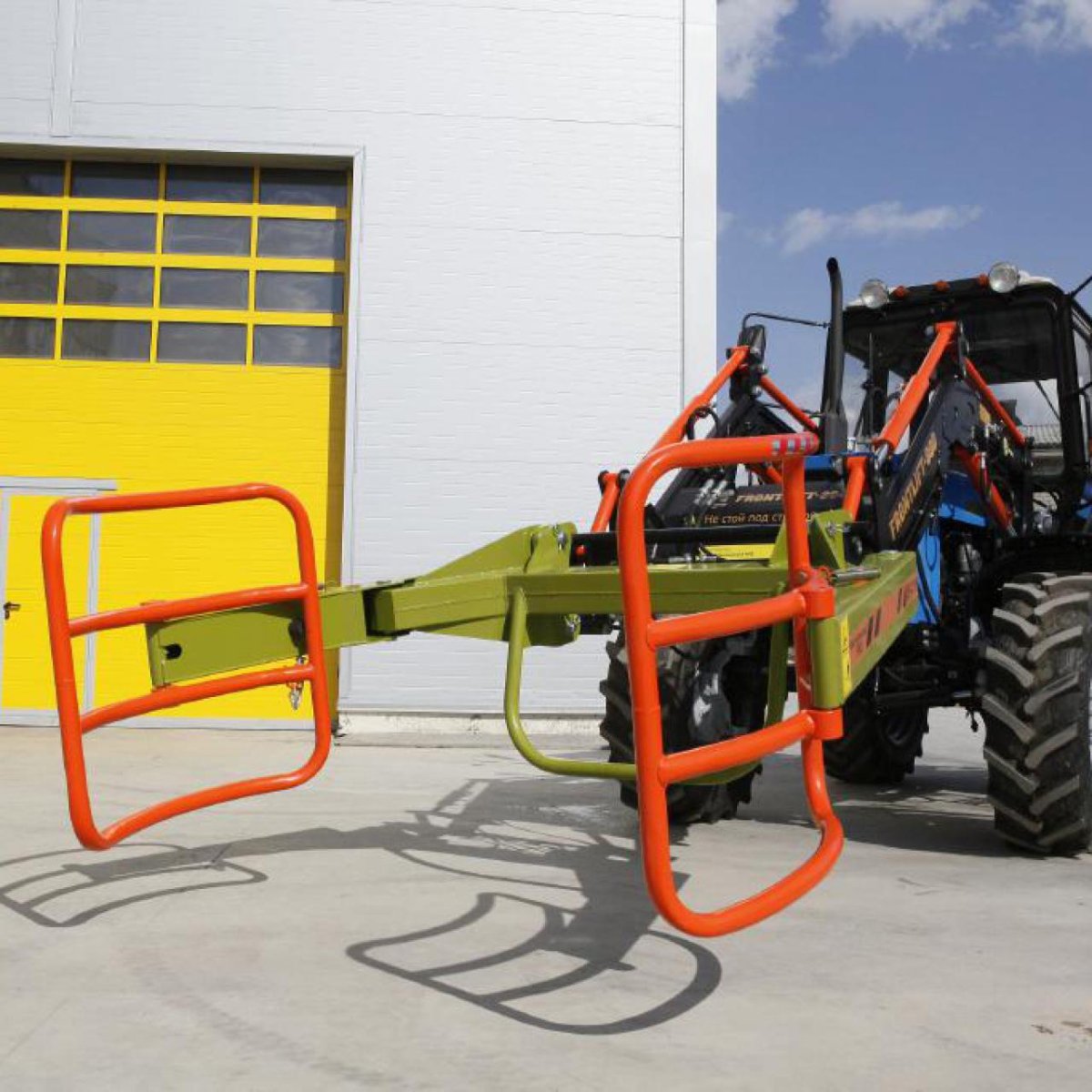 Погрузчик Фронтлифт 1200