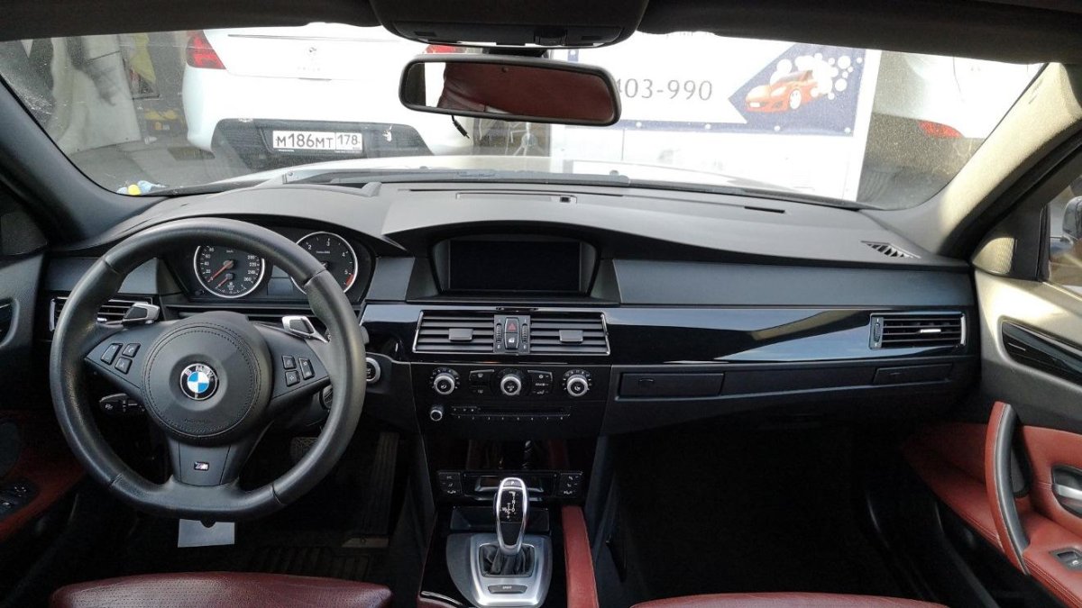 BMW m5 e60 салон
