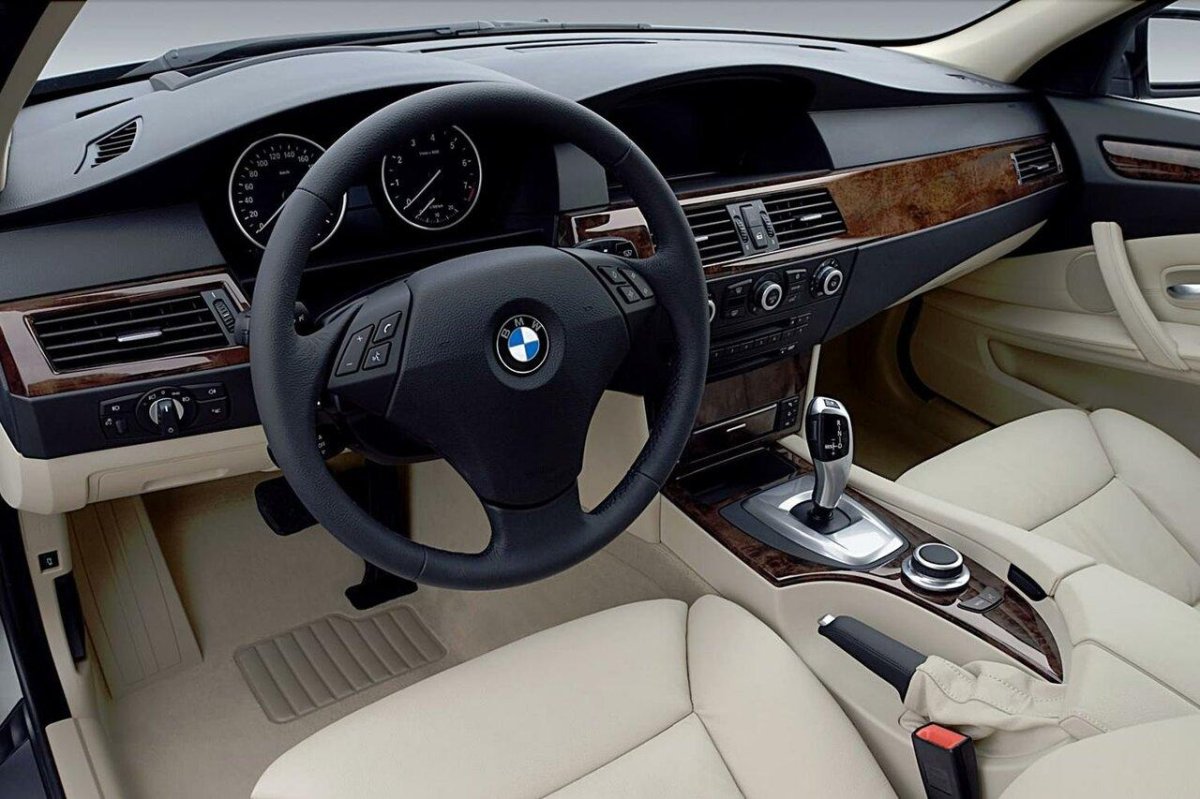 BMW e60 530i