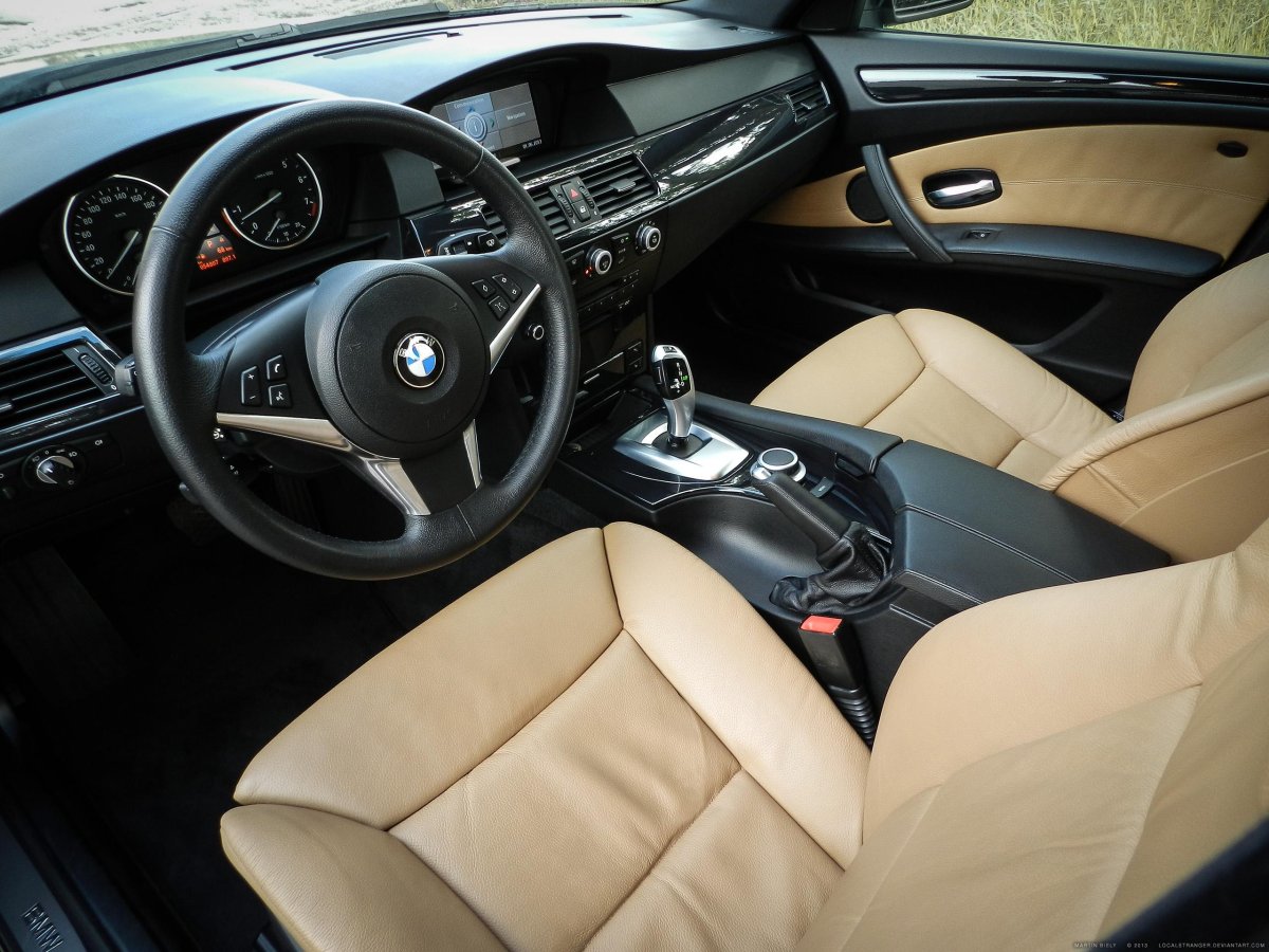 БМВ е60 салон