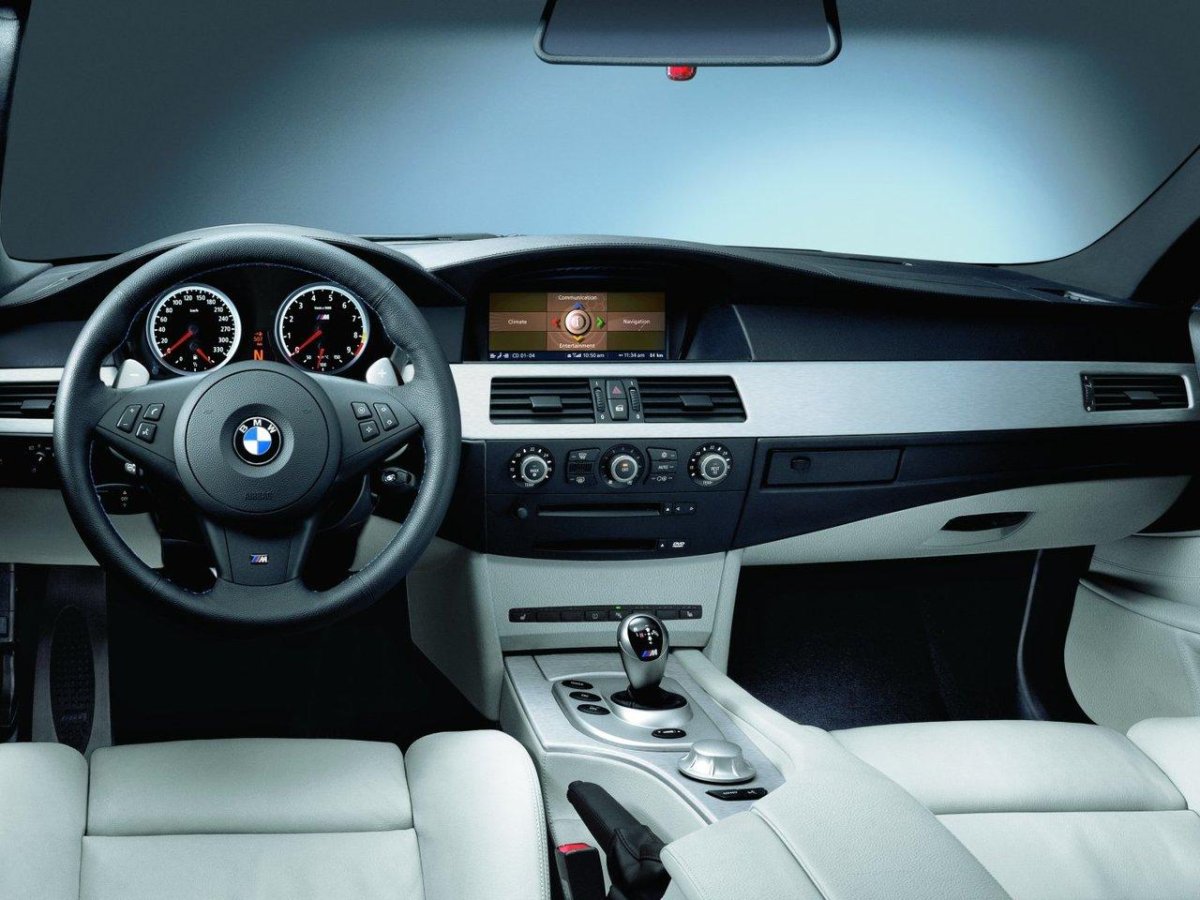 BMW m5 e60 салон