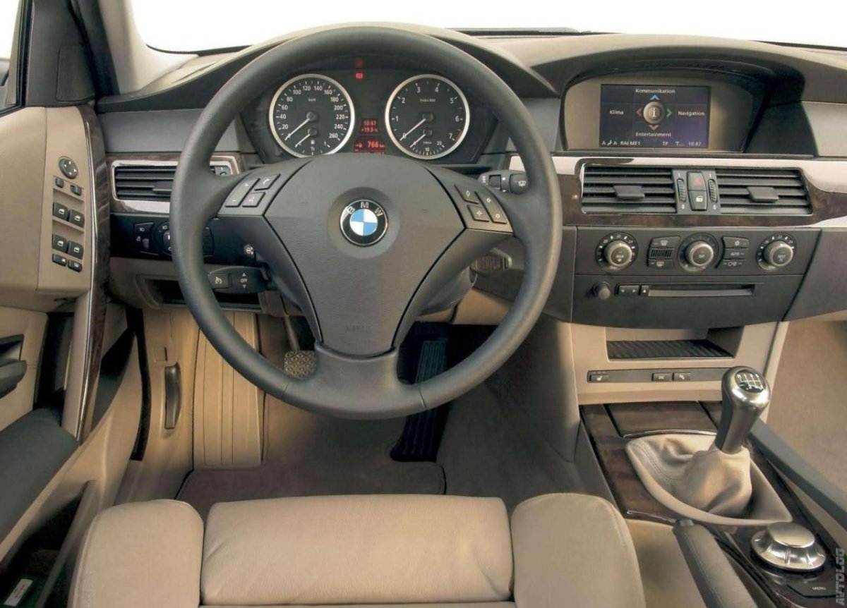 BMW 5 e60 2003