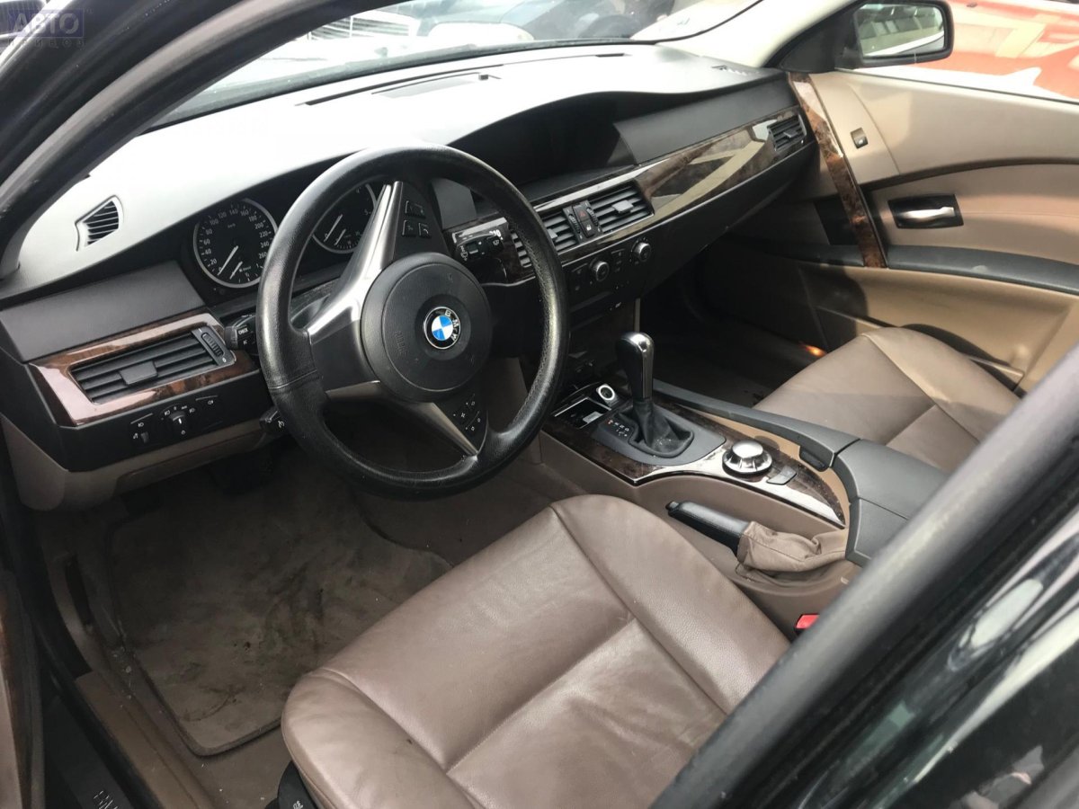 БМВ м5 е60 салон