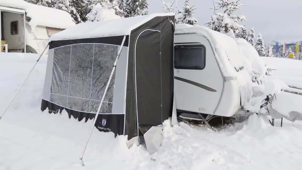 Зимний кемпер