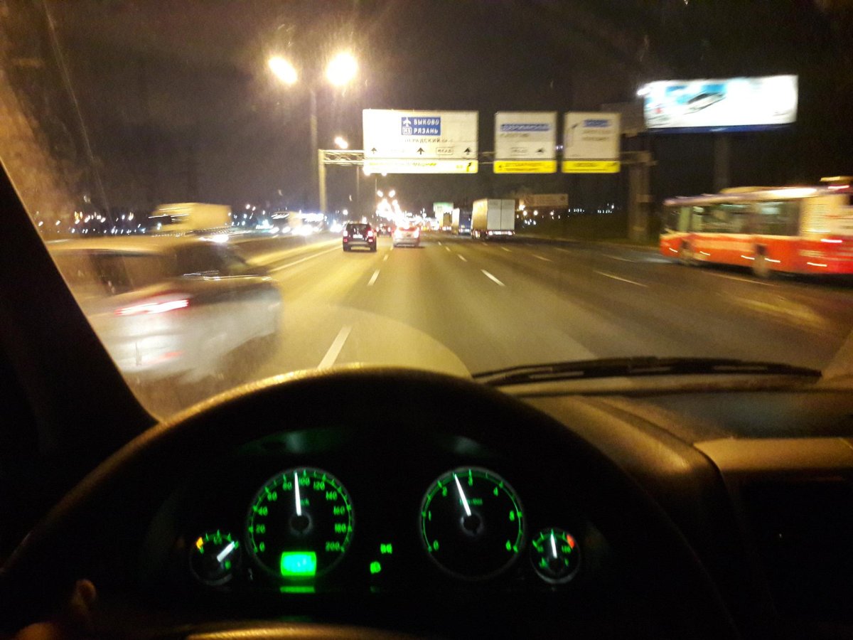 За рулём Газель Некст по трассе