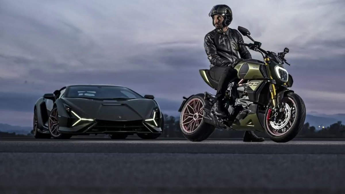 Мотоцикл Ducati Diavel 1260 Lamborghini