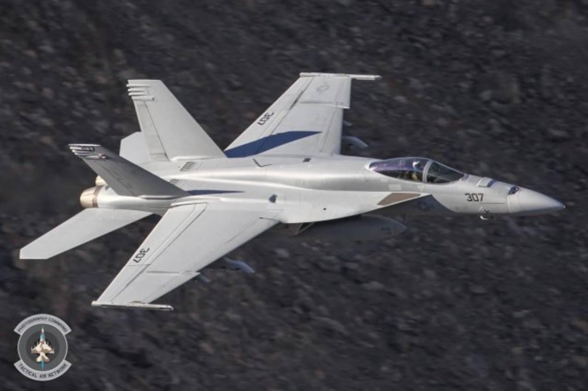 Истребитель f-18e super Hornet
