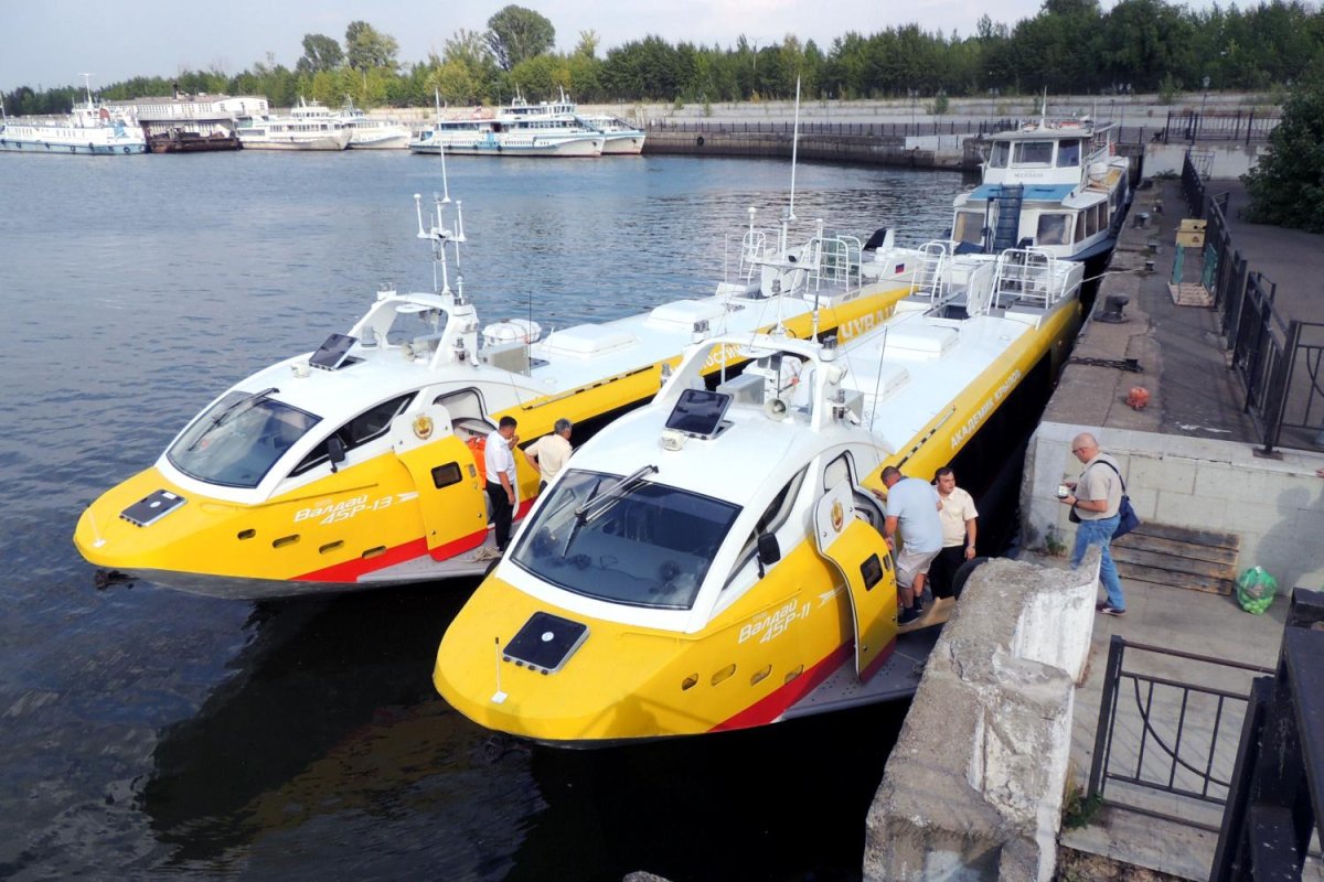 Теплоход Валдай 45