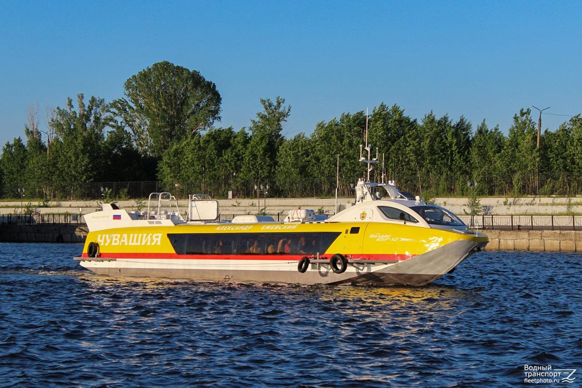 Речных судна «Валдай 45р»,