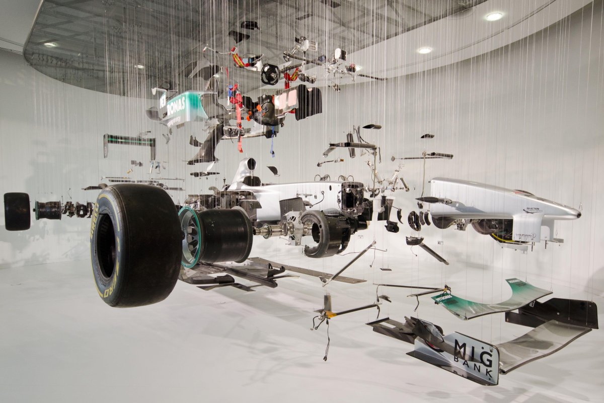 Кабина болида формулы 1